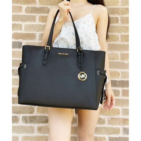 michael kors zip top tote bag|michael kors tote with zipper.